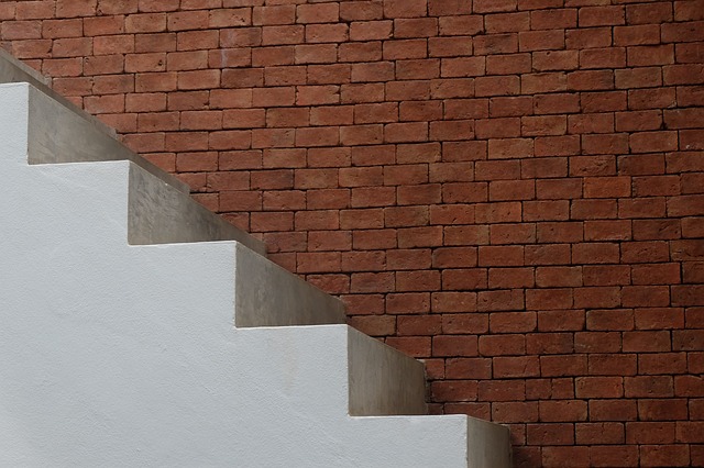 Beton můžete využít v interiéru i exteriéru